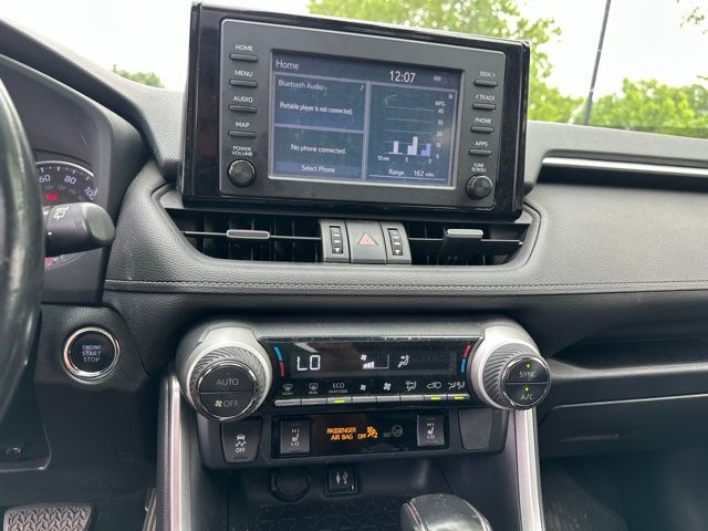 Thumbnail: 2019 Toyota RAV4 - 14