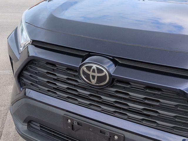 Thumbnail: 2019 Toyota RAV4 - 7