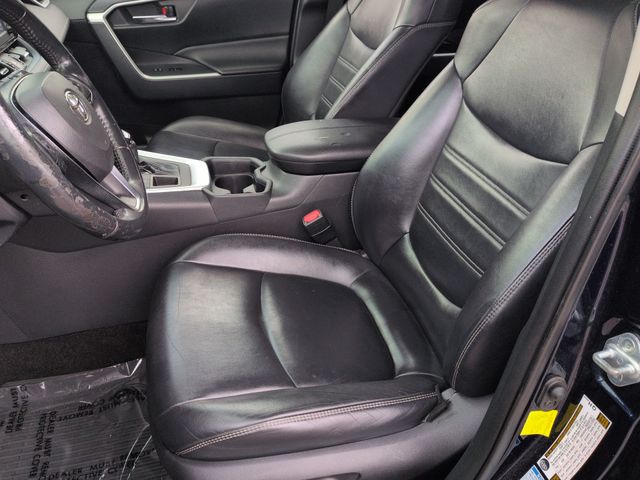 Thumbnail: 2019 Toyota RAV4 - 10