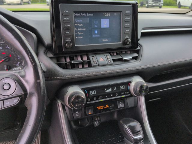 Thumbnail: 2019 Toyota RAV4 - 13