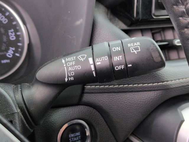 Thumbnail: 2019 Toyota RAV4 - 32