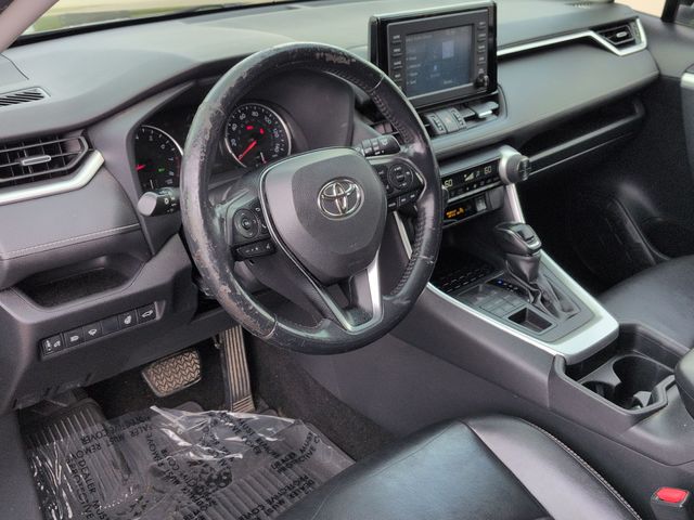 Thumbnail: 2019 Toyota RAV4 - 2