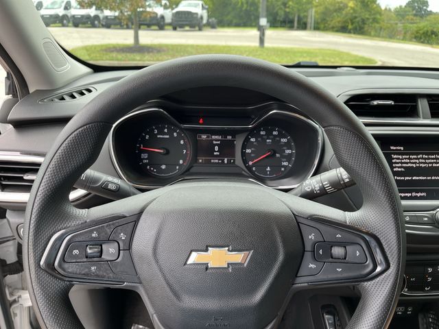 Thumbnail: 2022 Chevrolet TrailBlazer - 8