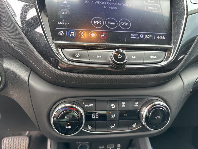 Thumbnail: 2023 Chevrolet TrailBlazer - 11