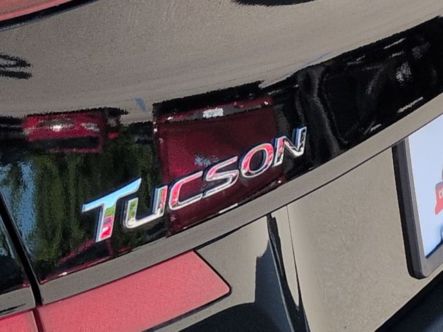 Thumbnail: 2021 Hyundai Tucson - 25