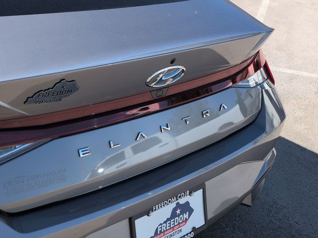 Thumbnail: 2023 Hyundai Elantra - 24