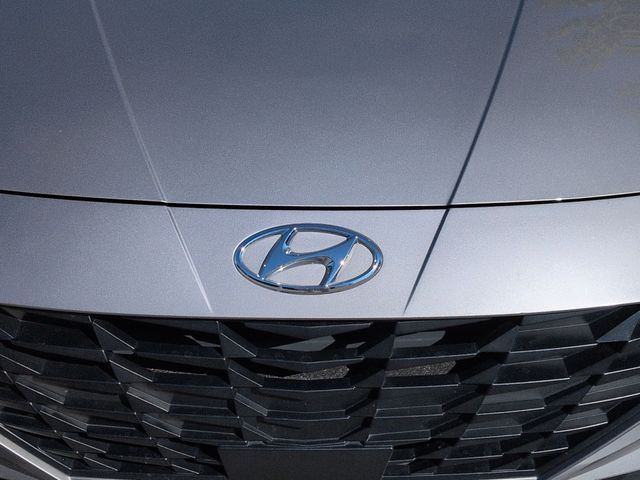 Thumbnail: 2023 Hyundai Elantra - 7