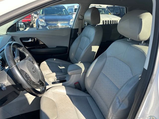 Thumbnail: 2019 Kia Niro - 9