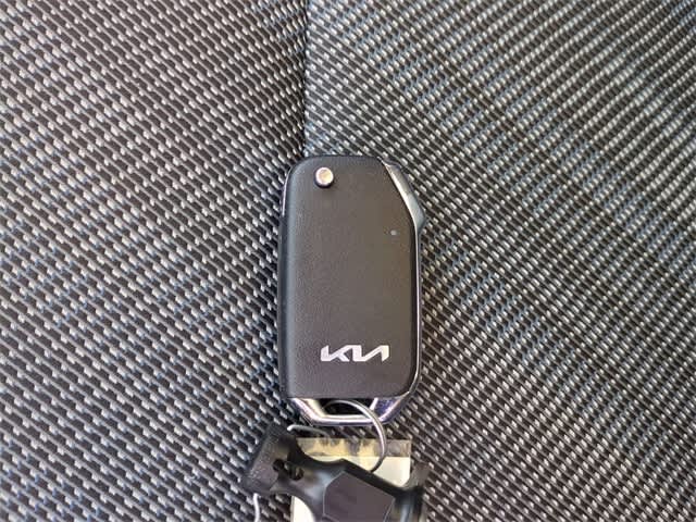 Thumbnail: 2024 Kia Seltos - 19