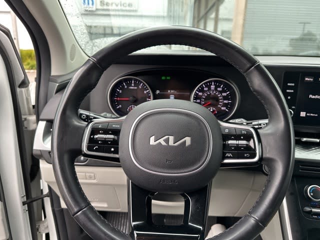 Thumbnail: 2023 Kia Carnival - 7