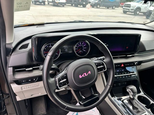 Thumbnail: 2023 Kia Carnival - 2