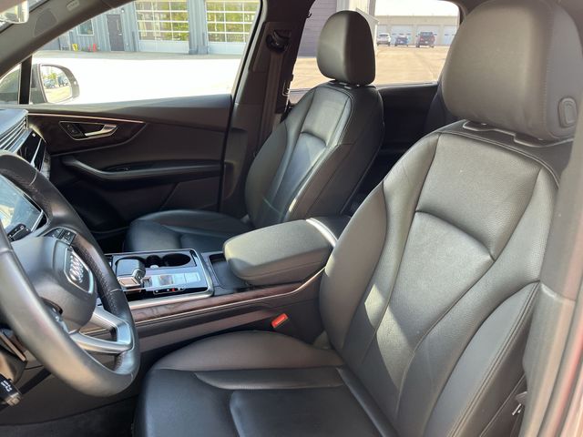 Thumbnail: 2021 Audi Q7 - 9