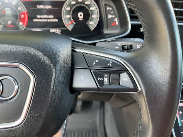Thumbnail: 2021 Audi Q7 - 26