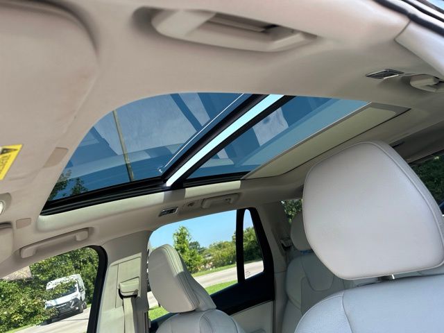 Thumbnail: 2019 Volvo XC90 - 13