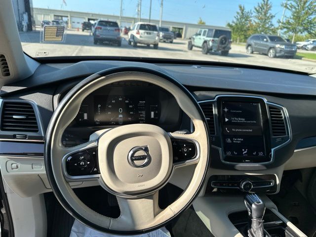 Thumbnail: 2019 Volvo XC90 - 2
