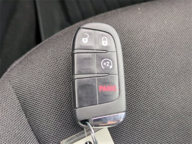 2019 Jeep Renegade Latitude 19