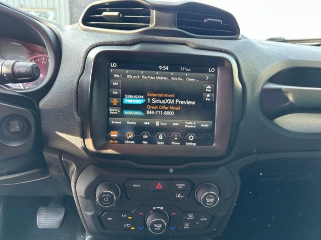 Thumbnail: 2022 Jeep Renegade - 9