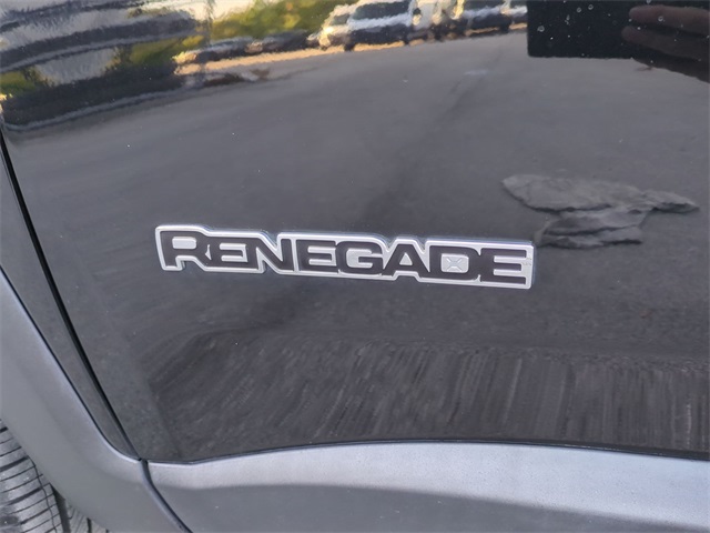 Thumbnail: 2021 Jeep Renegade - 26
