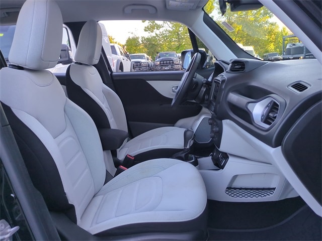 Thumbnail: 2021 Jeep Renegade - 11