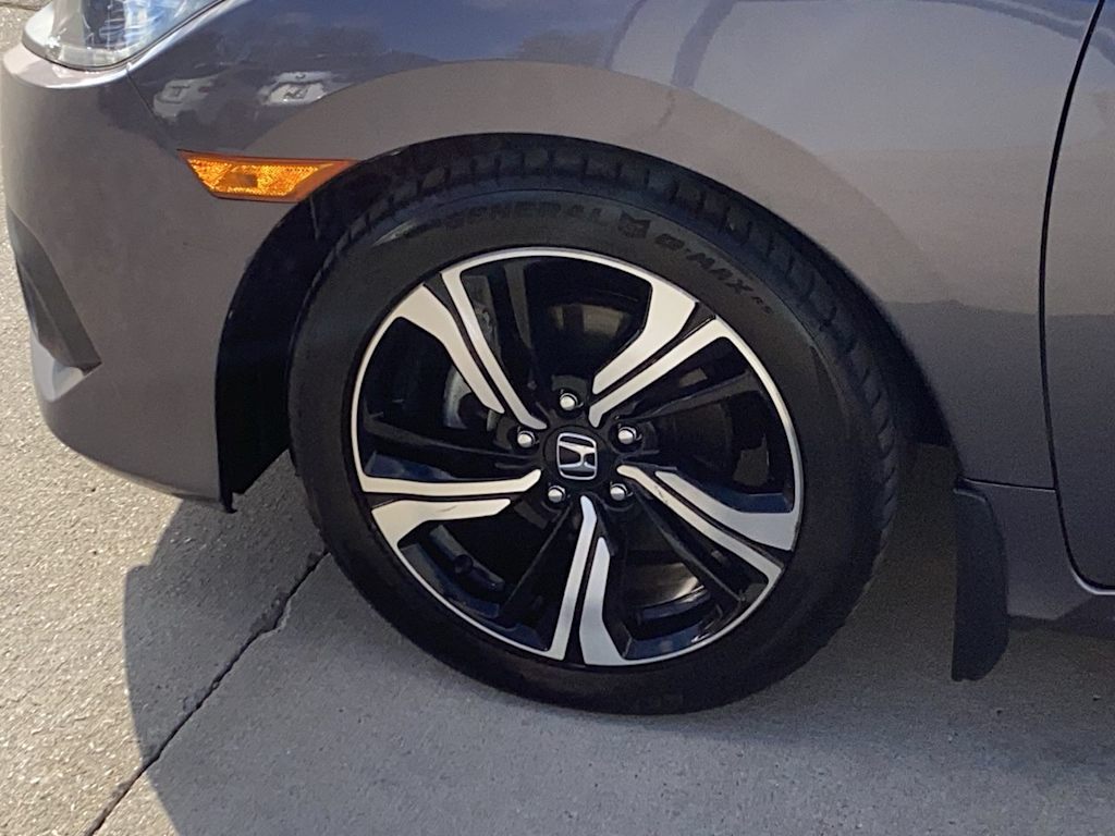 Thumbnail: 2016 Honda Civic - 7