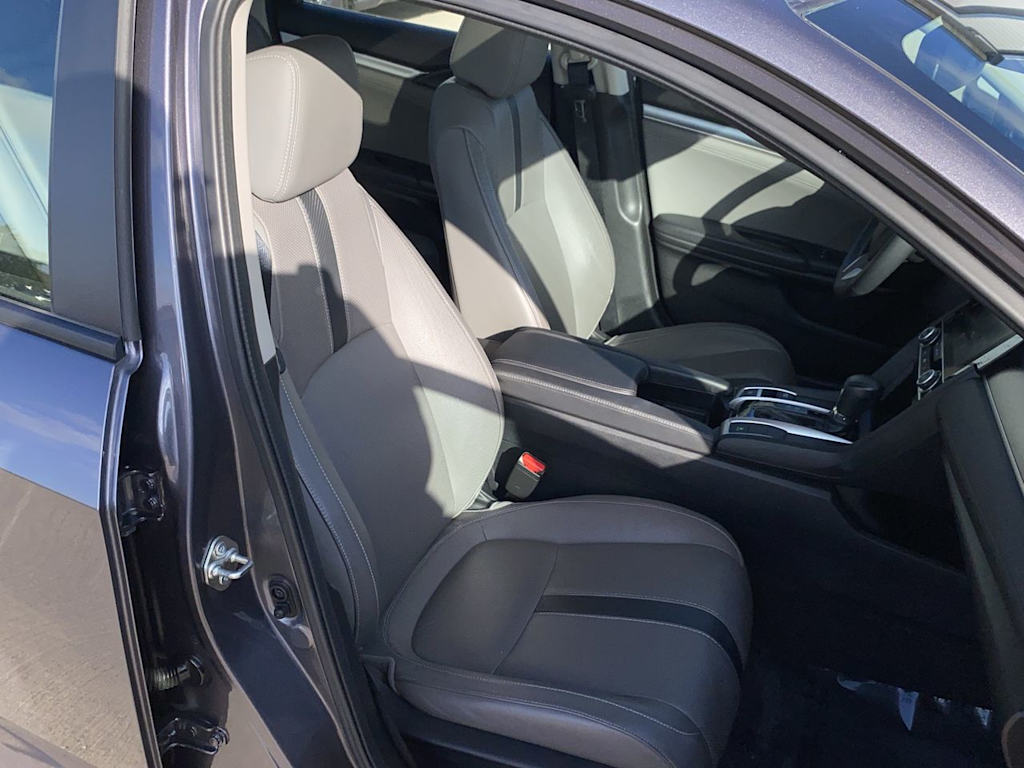 Thumbnail: 2016 Honda Civic - 11