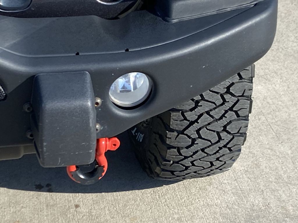 2016 Jeep Wrangler Sahara 7