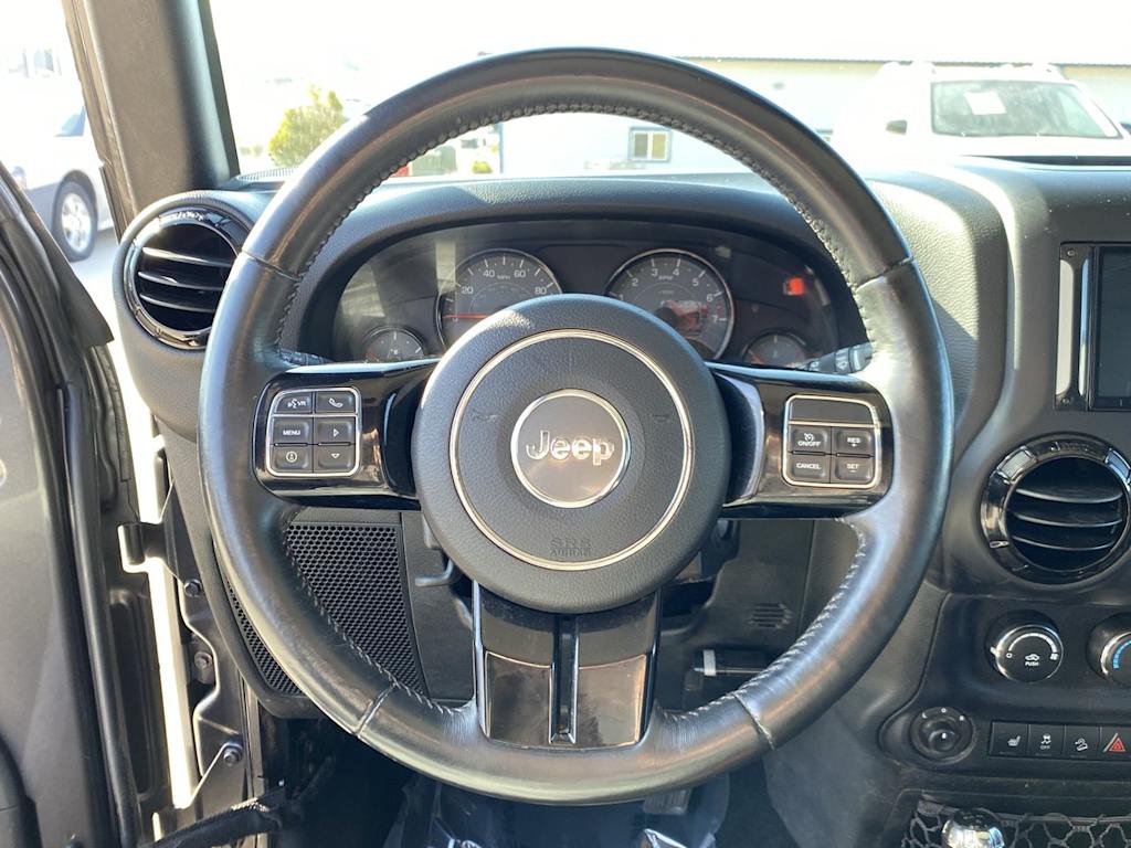 2016 Jeep Wrangler Sahara 14