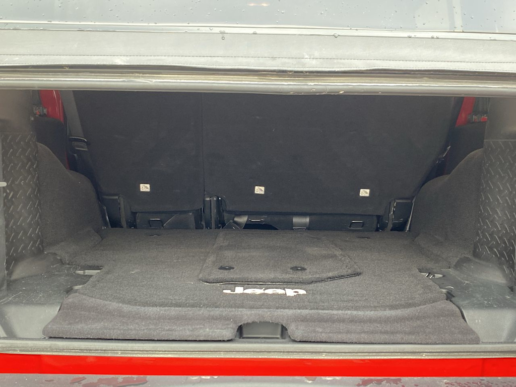 Thumbnail: 2014 Jeep Wrangler - 17