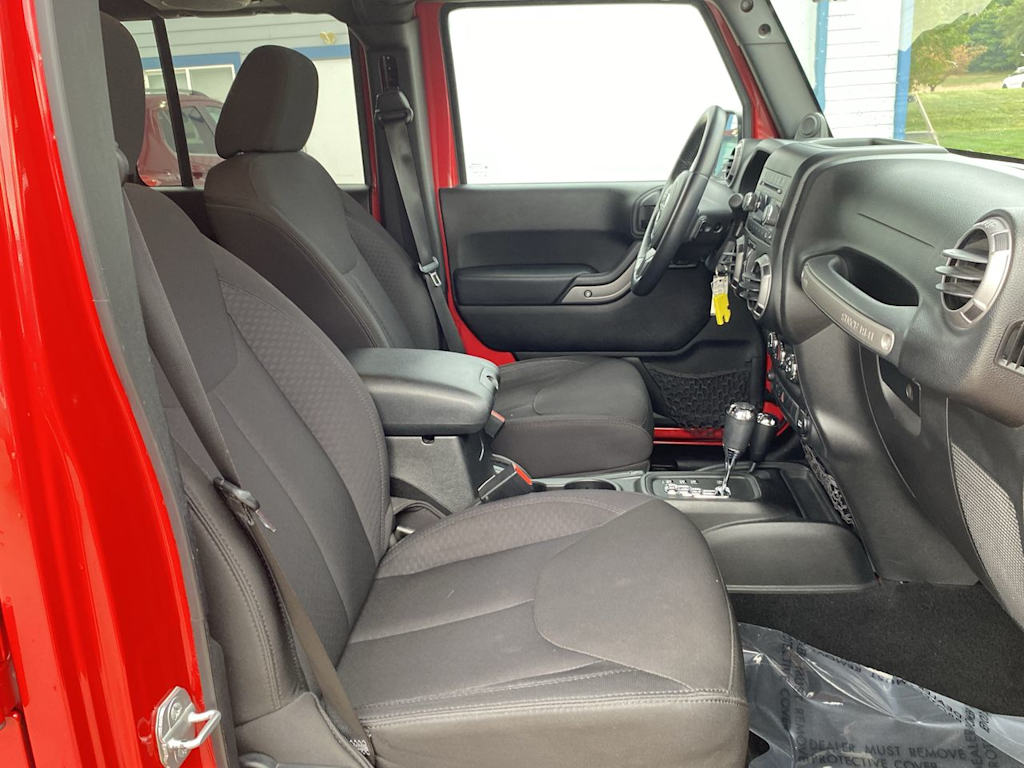 Thumbnail: 2014 Jeep Wrangler - 11