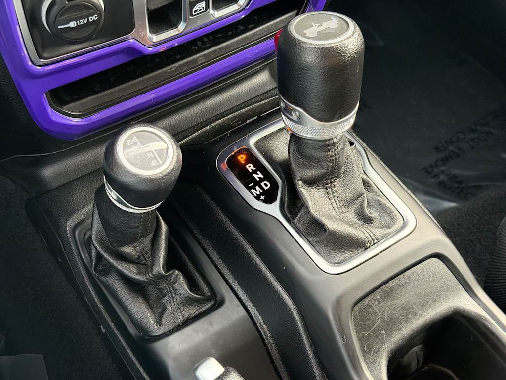Thumbnail: 2021 Jeep Wrangler - 15