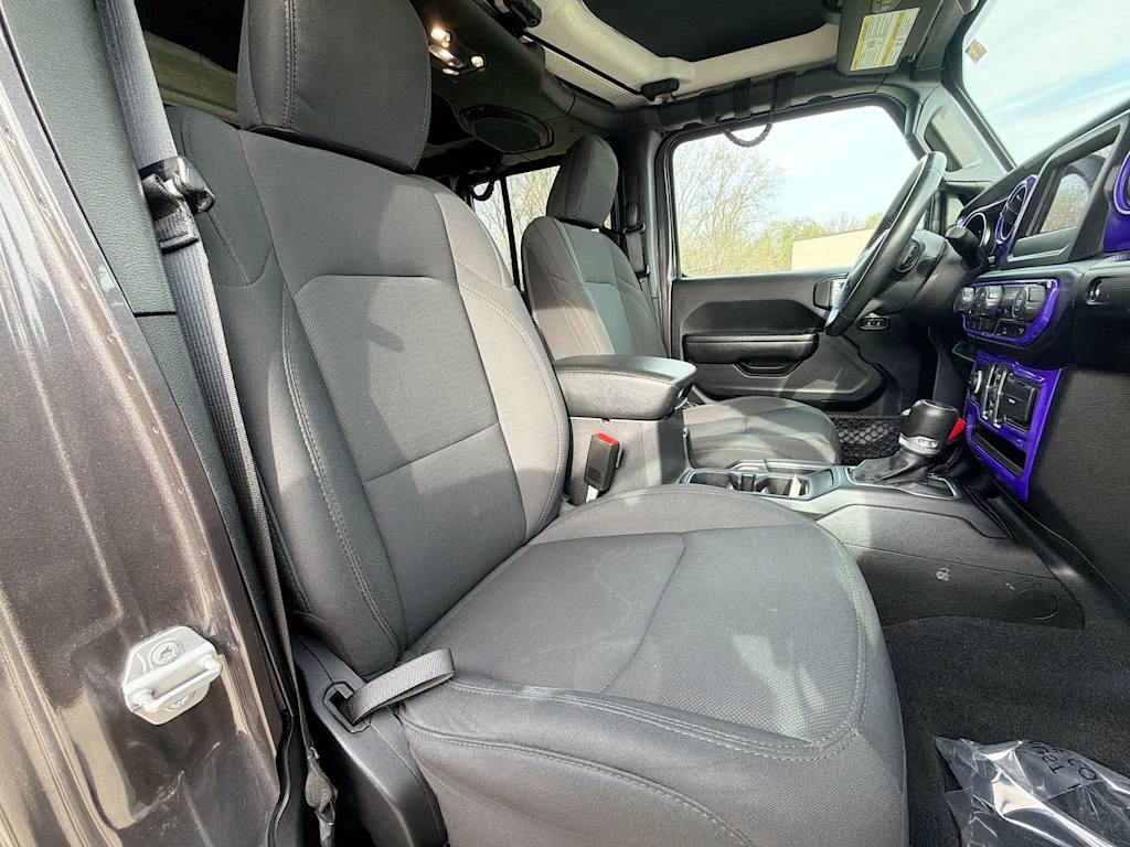 Thumbnail: 2021 Jeep Wrangler - 11