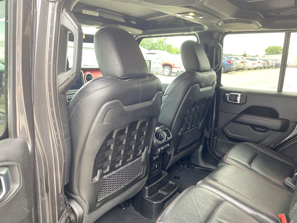 Thumbnail: 2019 Jeep Wrangler - 12