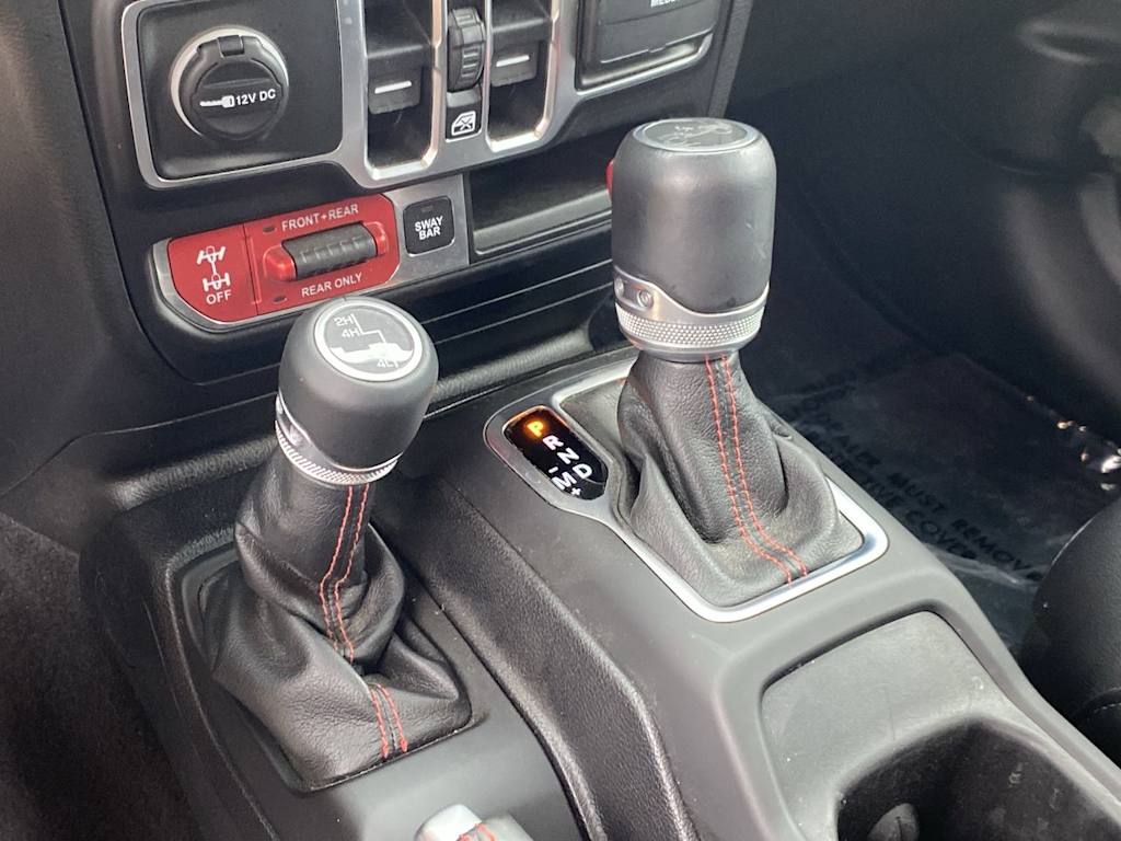 Thumbnail: 2019 Jeep Wrangler - 34