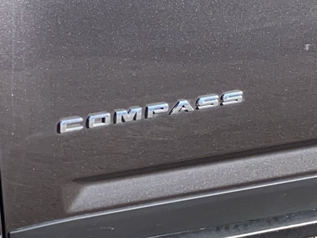 Thumbnail: 2016 Jeep Compass - 24