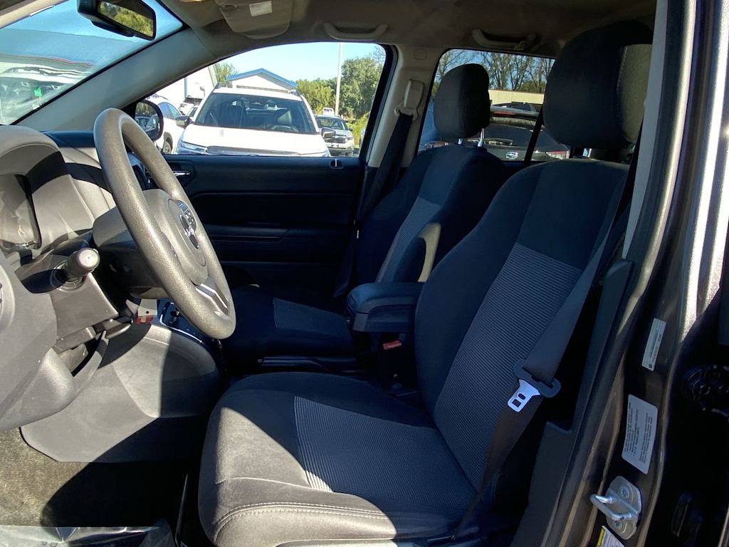 Thumbnail: 2016 Jeep Compass - 10