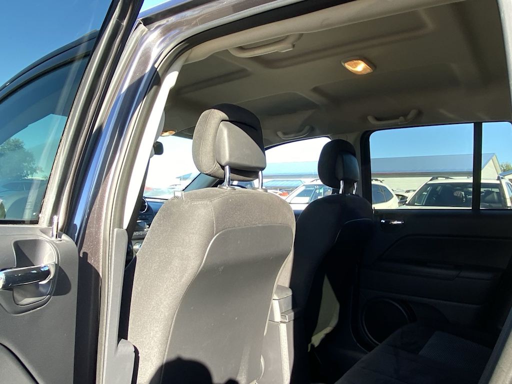 Thumbnail: 2016 Jeep Compass - 12