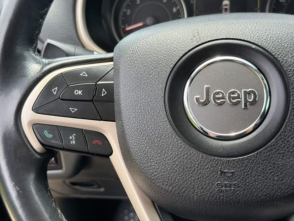 Thumbnail: 2015 Jeep Cherokee - 27