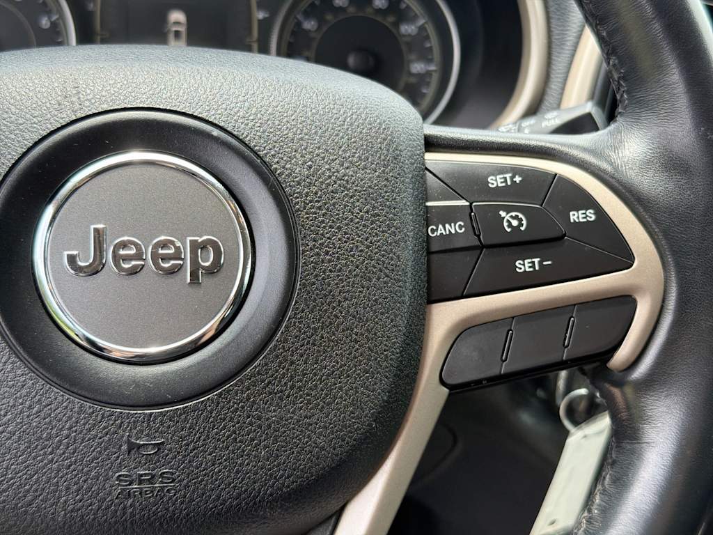 Thumbnail: 2015 Jeep Cherokee - 28