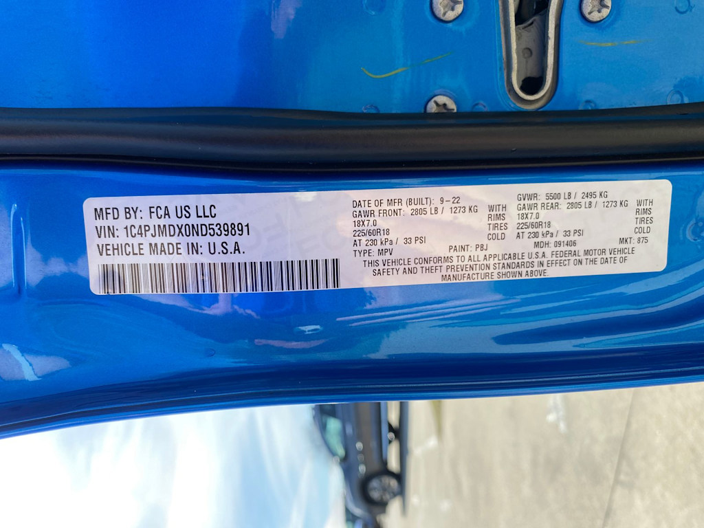 Thumbnail: 2022 Jeep Cherokee - 18