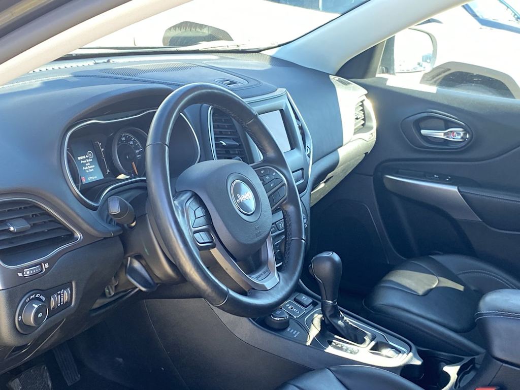 2021 Jeep Cherokee Latitude 2