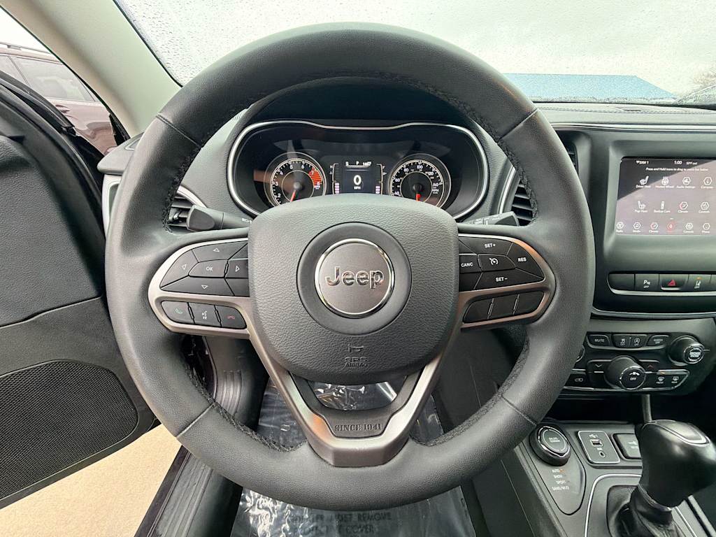 Thumbnail: 2021 Jeep Cherokee - 9