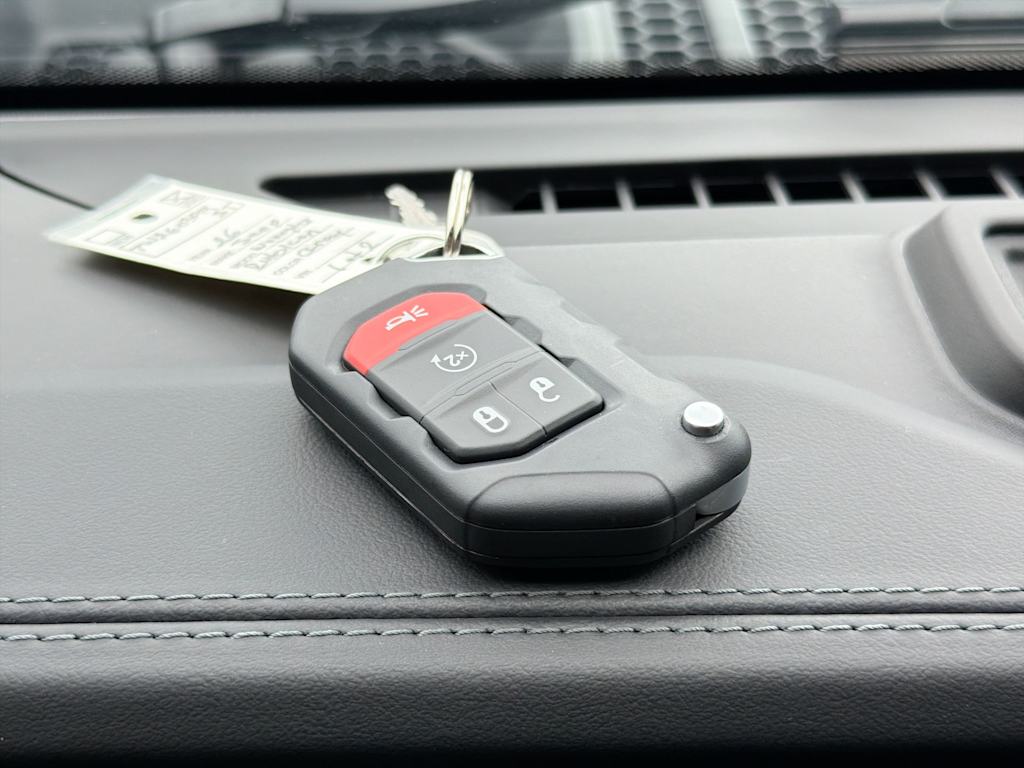 Thumbnail: 2026 Jeep Wrangler - 7