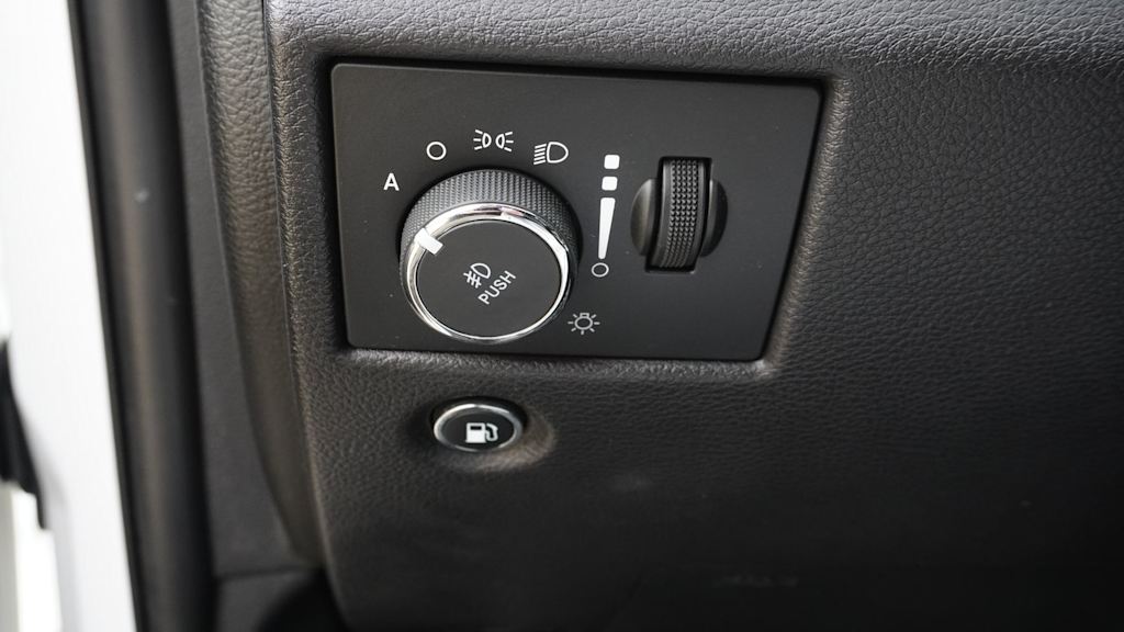 Thumbnail: 2020 Jeep Grand Cherokee - 22