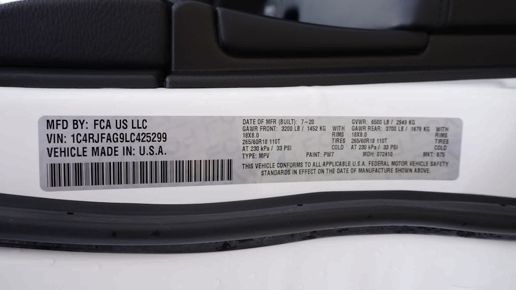 Thumbnail: 2020 Jeep Grand Cherokee - 18