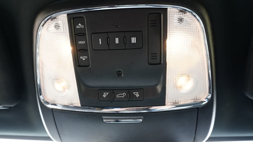 Thumbnail: 2020 Jeep Grand Cherokee - 13