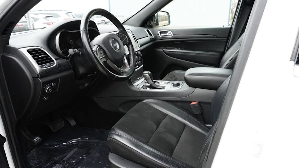 Thumbnail: 2020 Jeep Grand Cherokee - 10