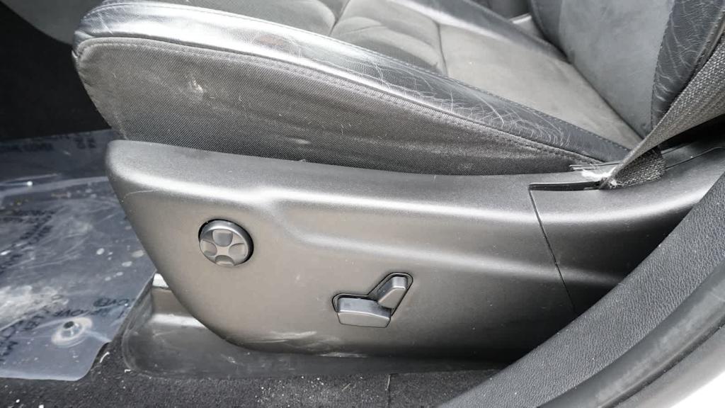 Thumbnail: 2020 Jeep Grand Cherokee - 24