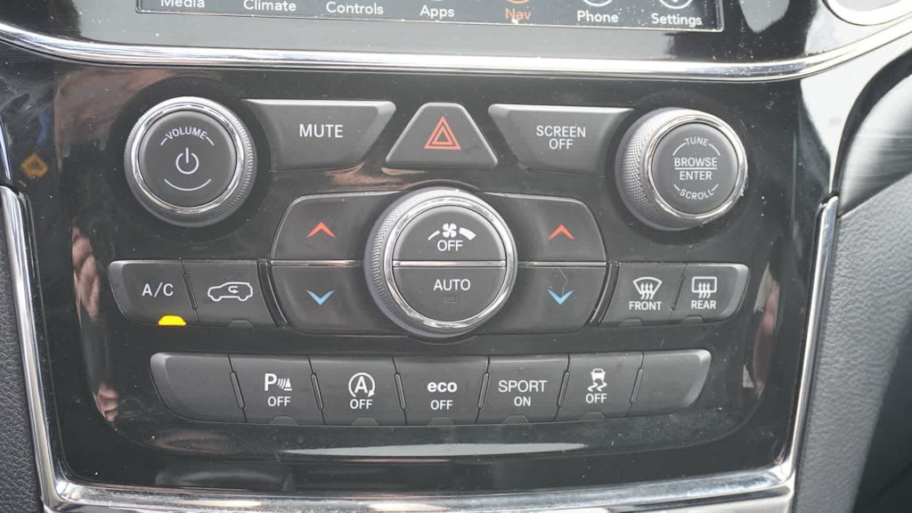 Thumbnail: 2020 Jeep Grand Cherokee - 34