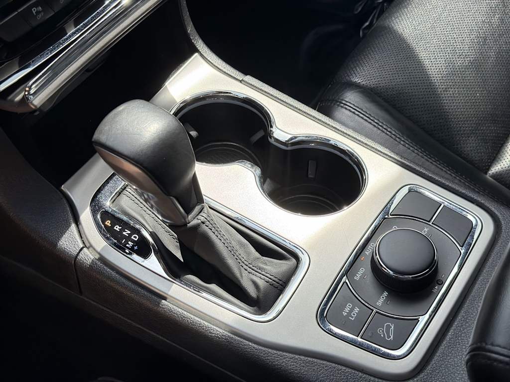 Thumbnail: 2019 Jeep Grand Cherokee - 15