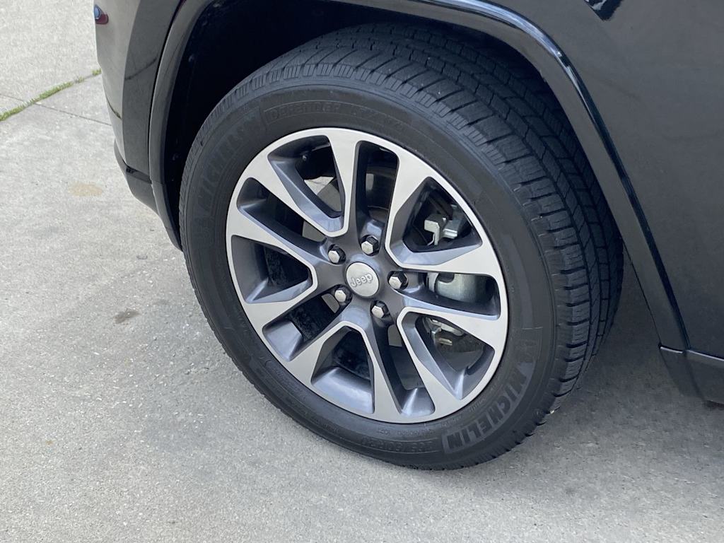 2018 Jeep Grand Cherokee Overland 7